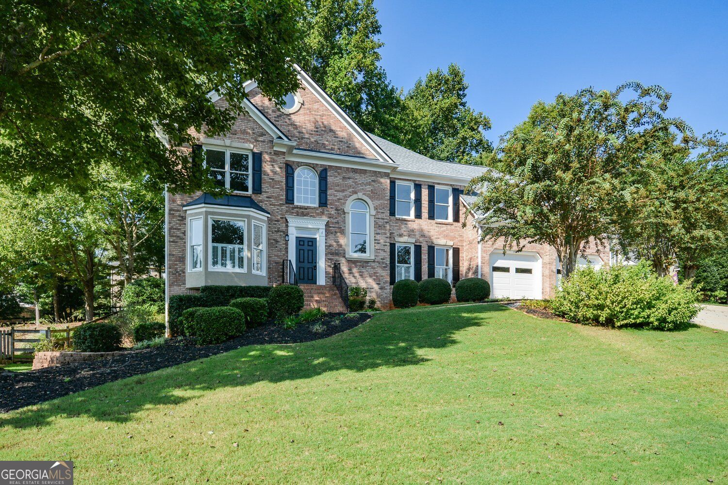 2429 Camden Lake View Nw Property Photo 3