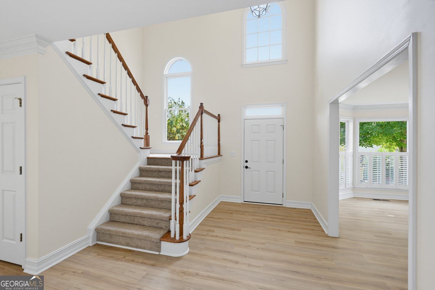 2429 Camden Lake View Nw Property Photo 6