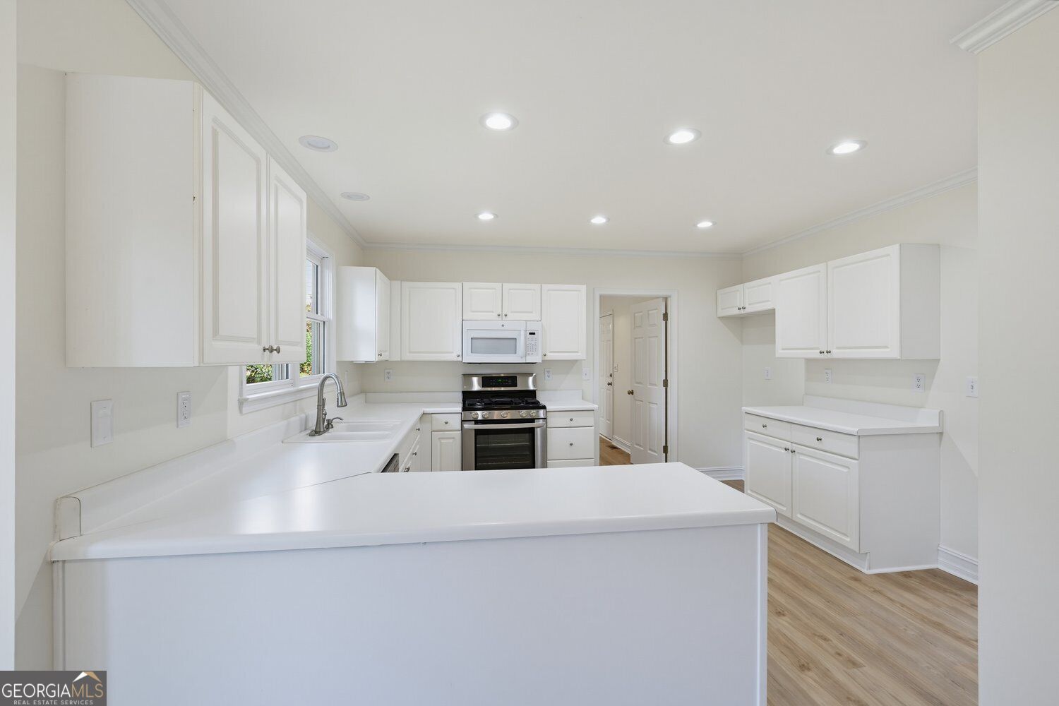 2429 Camden Lake View Nw Property Photo 17