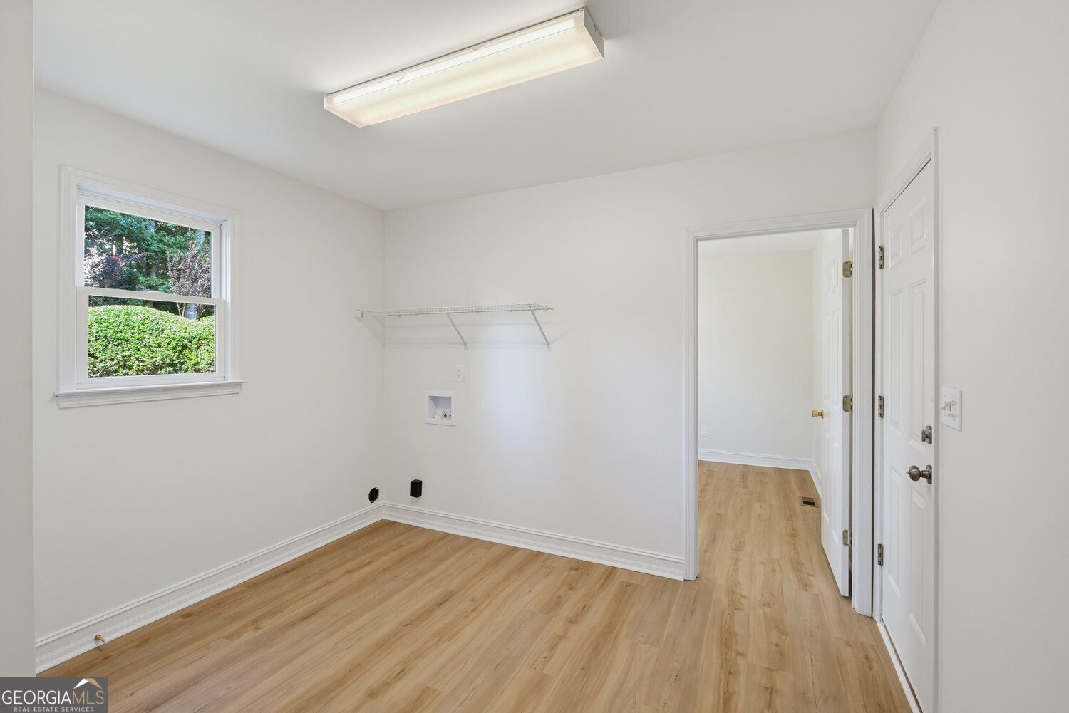 2429 Camden Lake View Nw Property Photo 18