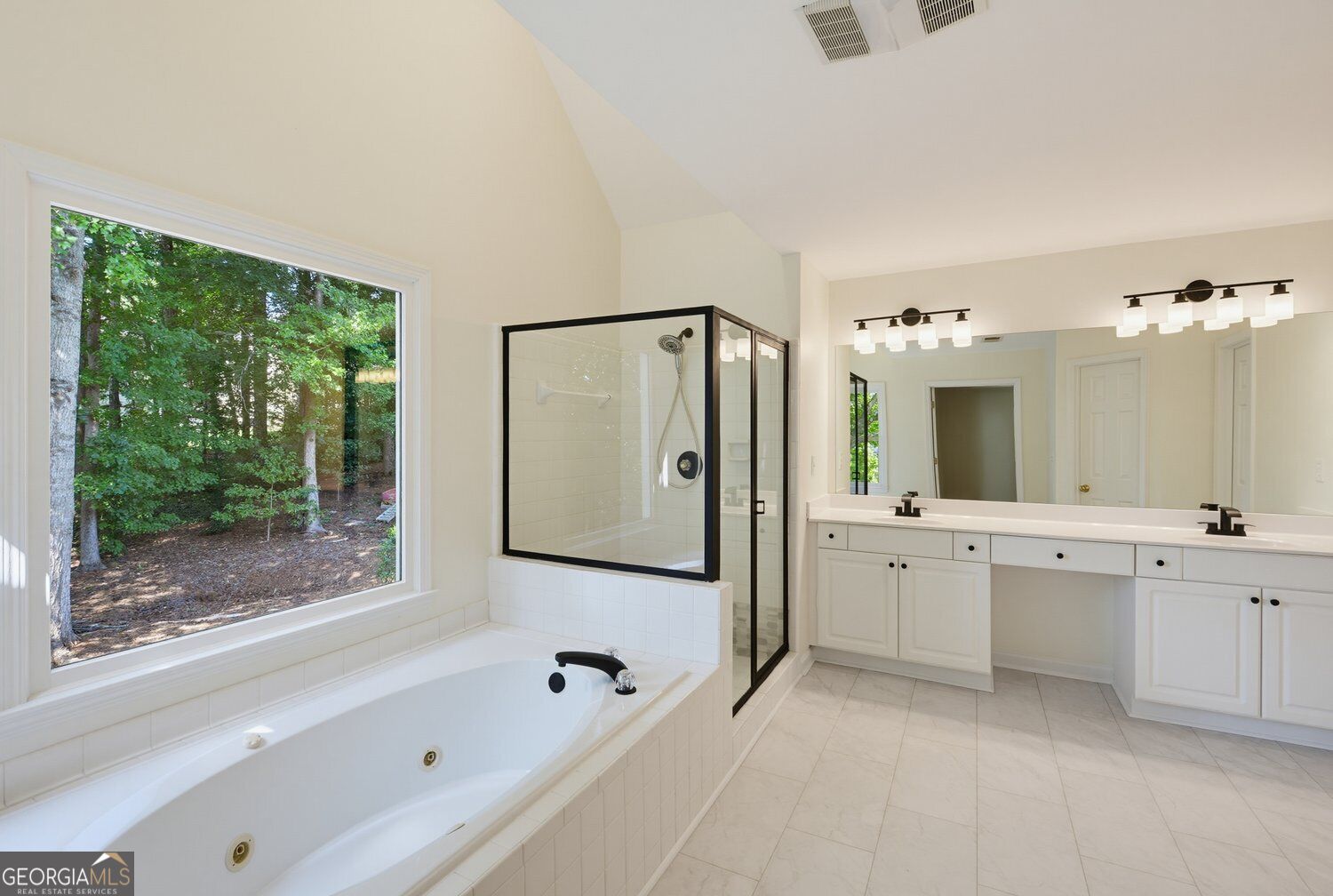2429 Camden Lake View Nw Property Photo 26