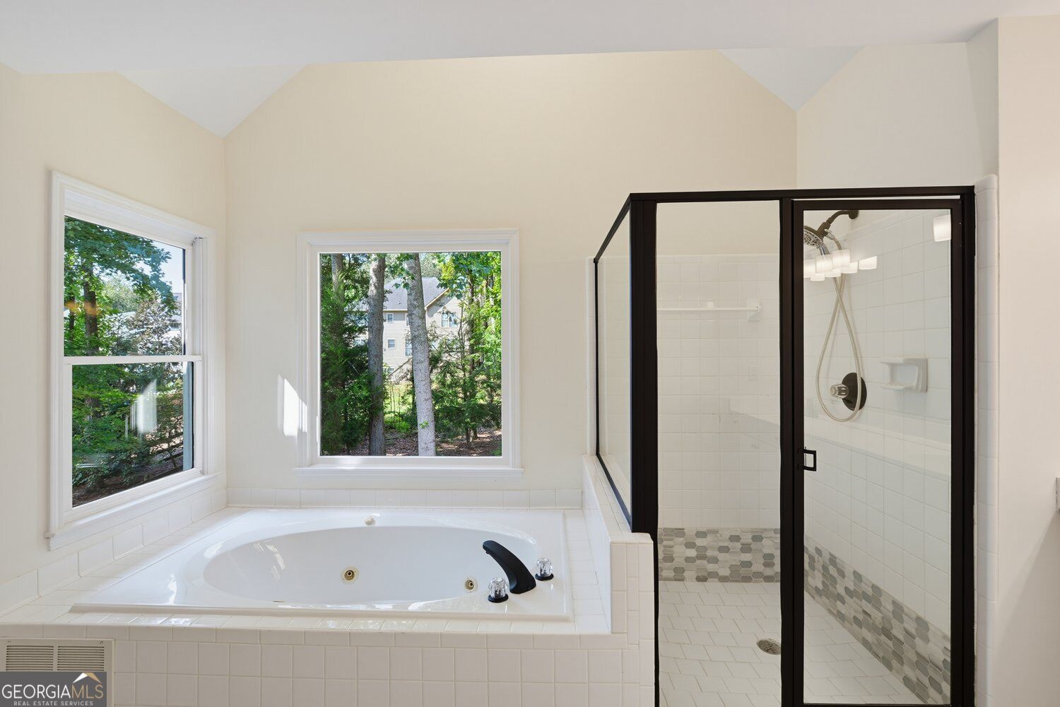 2429 Camden Lake View Nw Property Photo 28