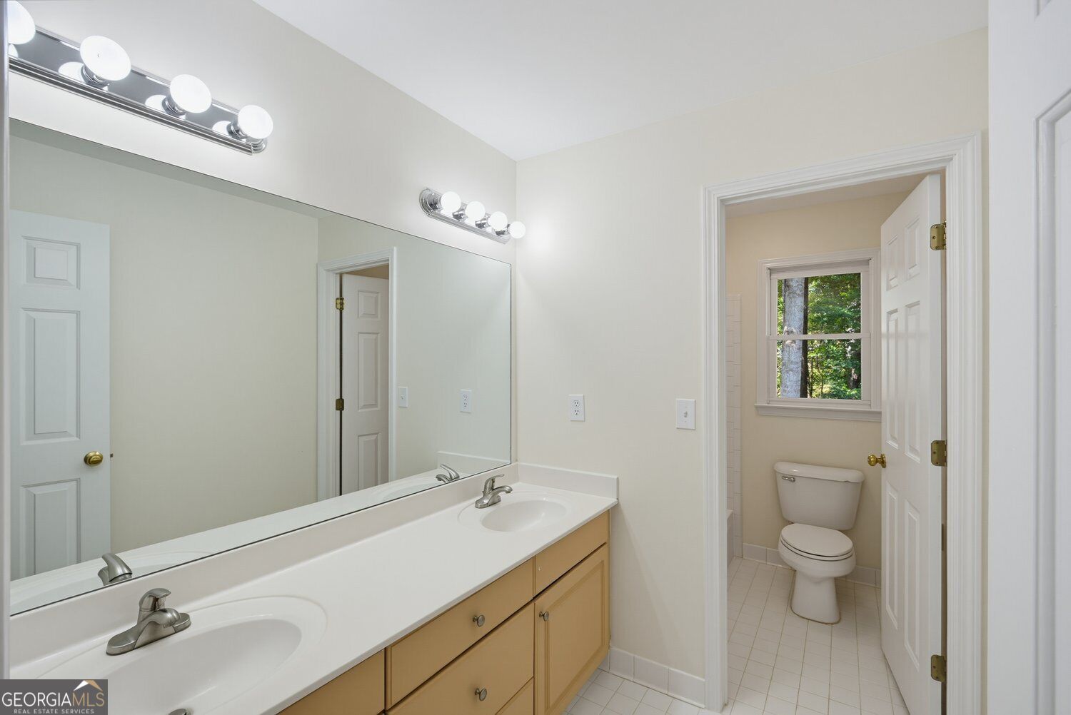 2429 Camden Lake View Nw Property Photo 35
