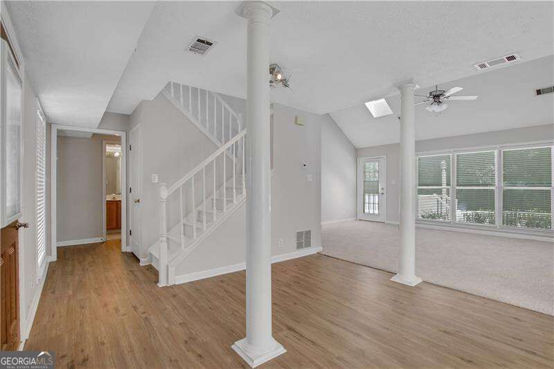 397 Ravinia Way Property Photo 5