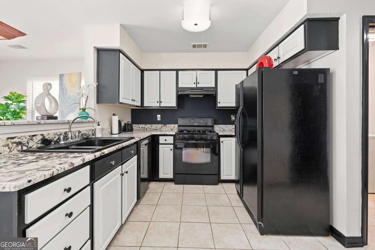 217 Saddleview Trail Property Photo 7