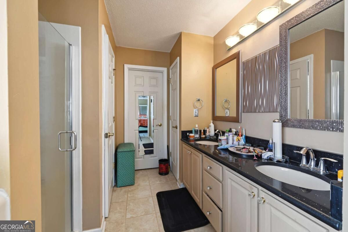 217 Saddleview Trail Property Photo 17
