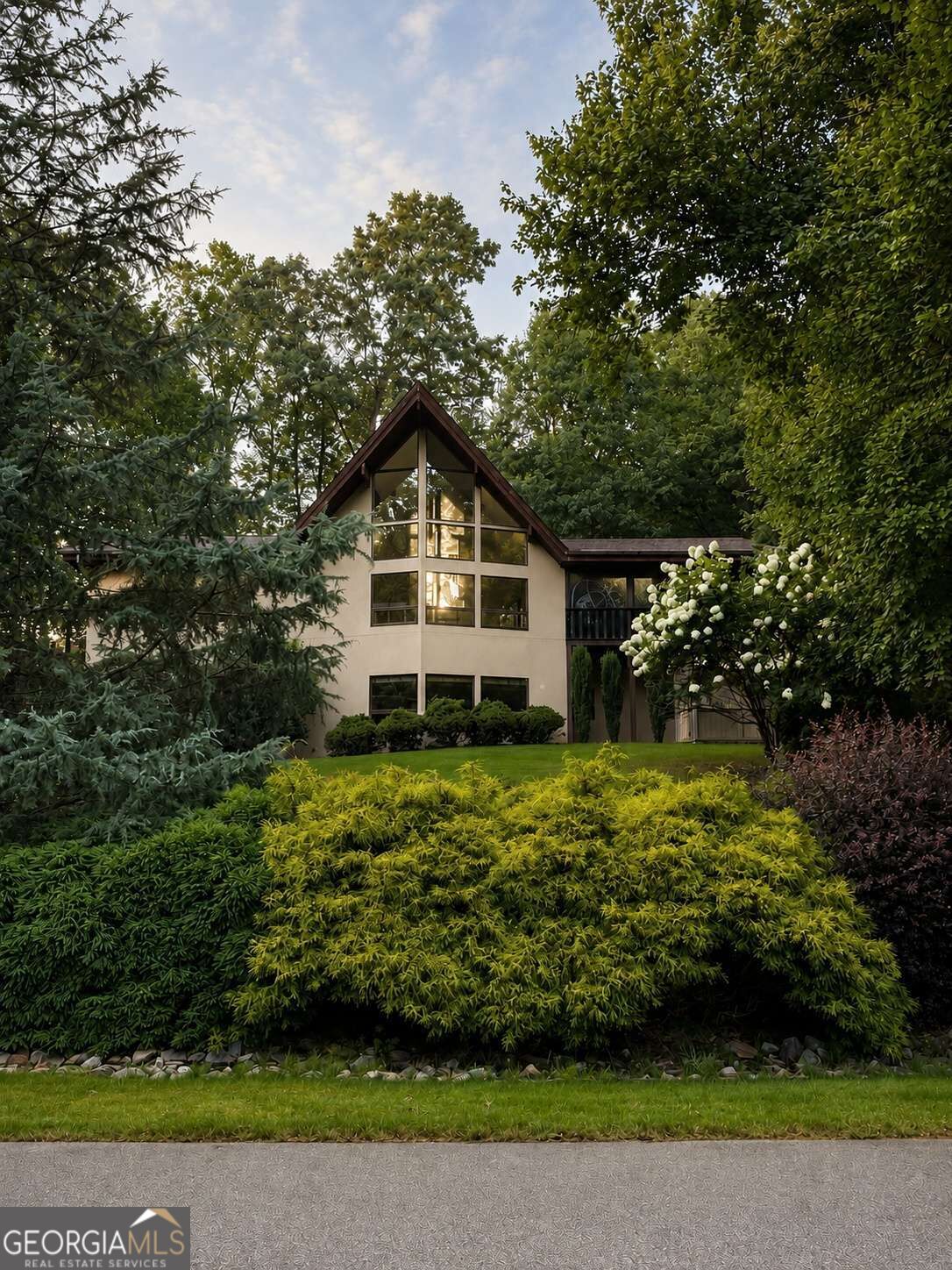 7410 Breeze Bay Road Property Photo 4