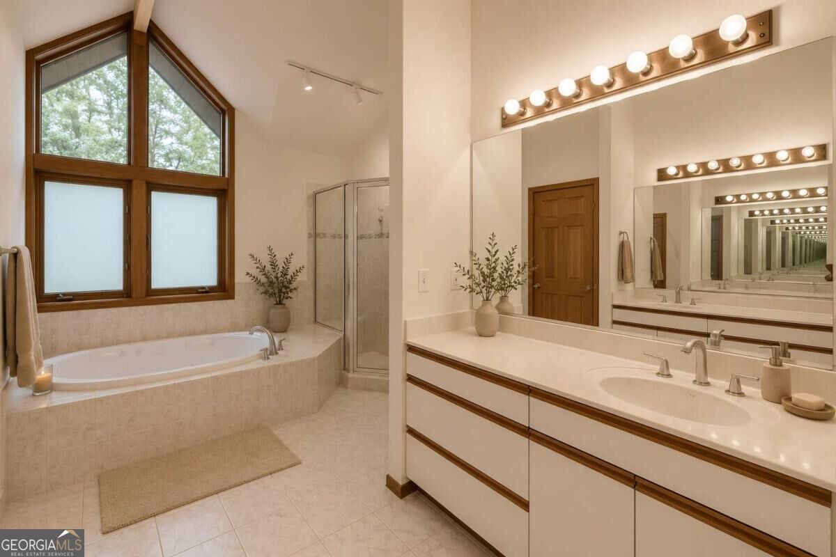 7410 Breeze Bay Road Property Photo 21
