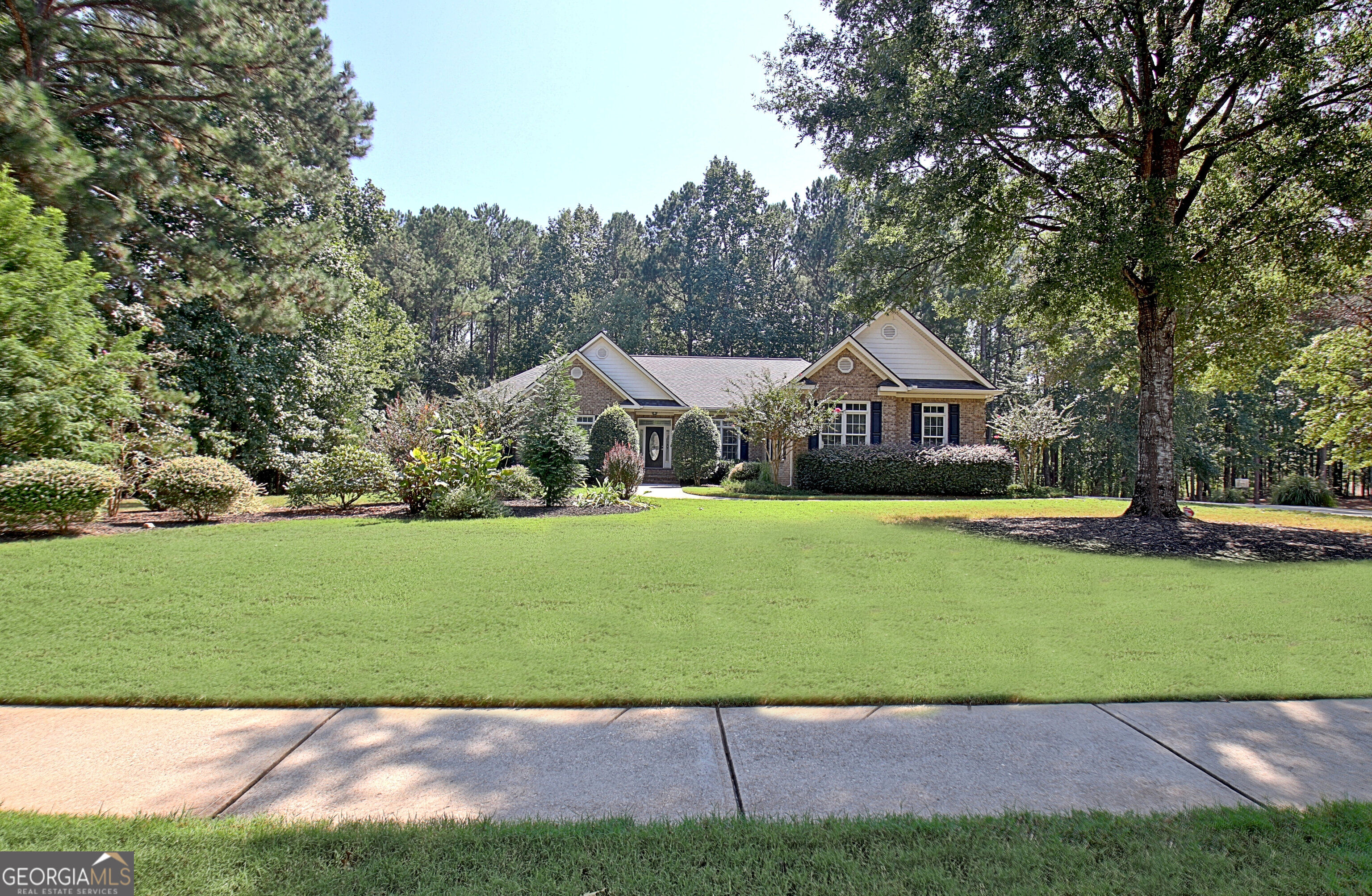 175 Donegal Drive Property Photo 2