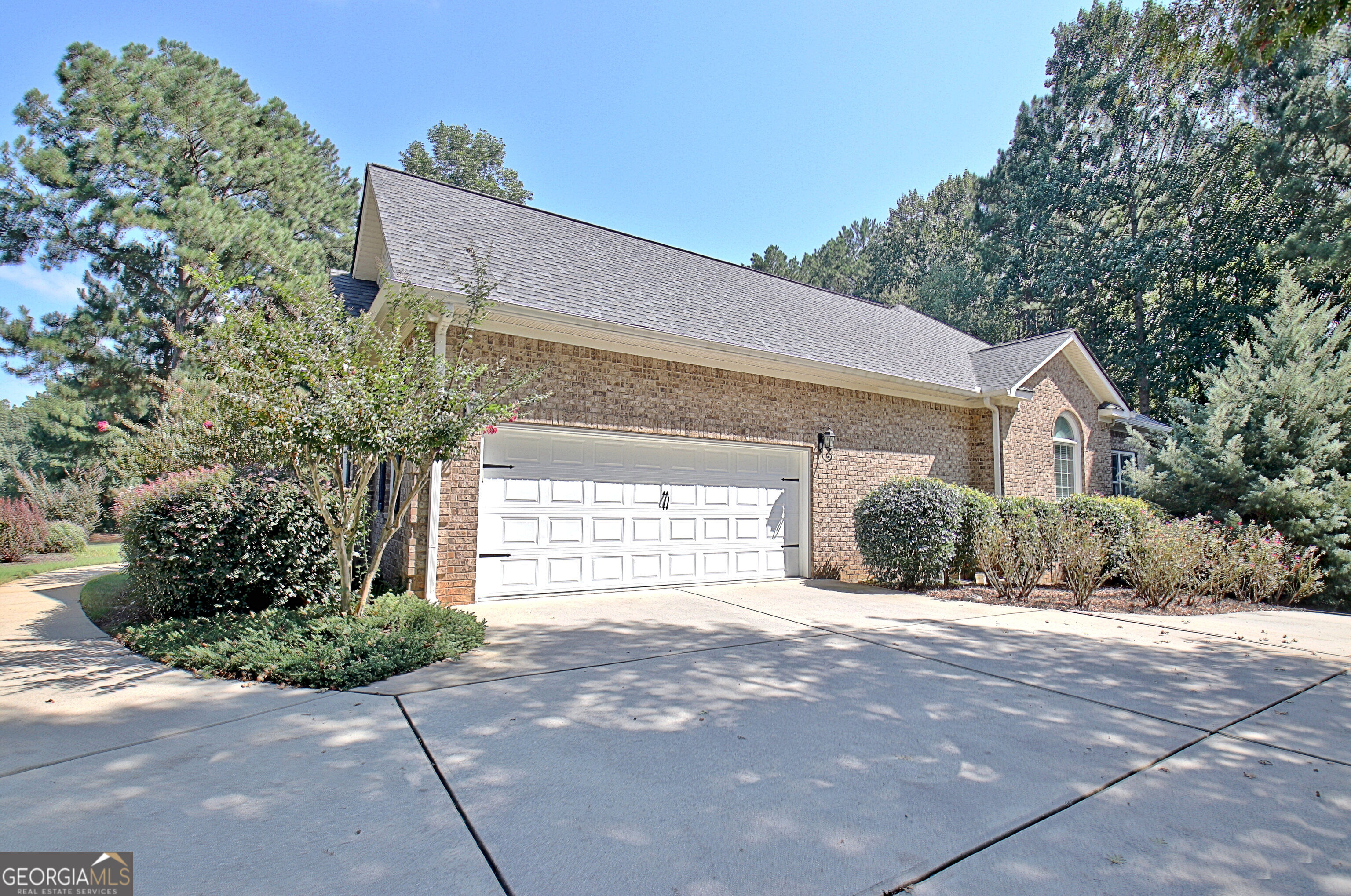 175 Donegal Drive Property Photo 5