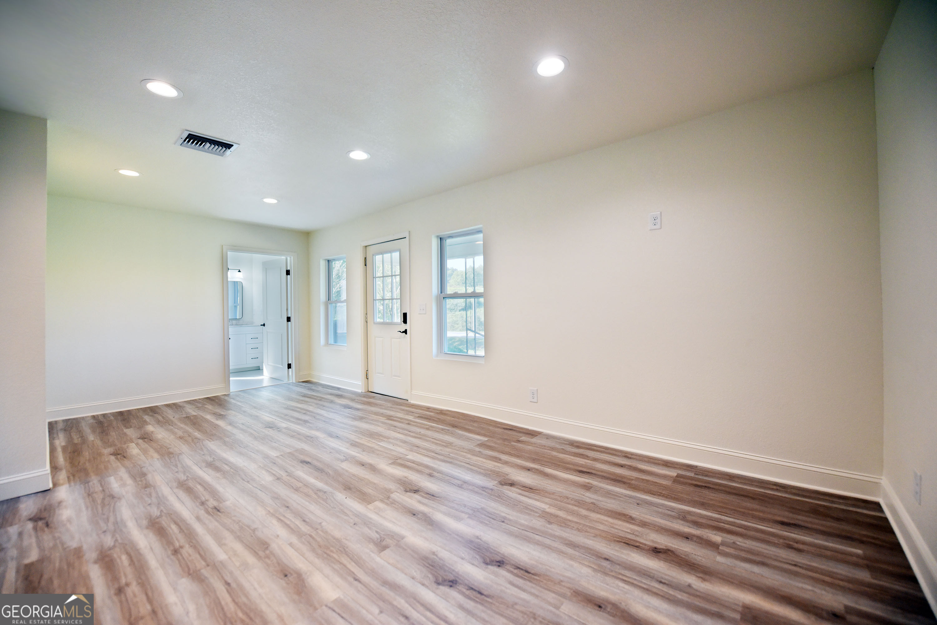 9200 Murphy Highway Property Photo 22
