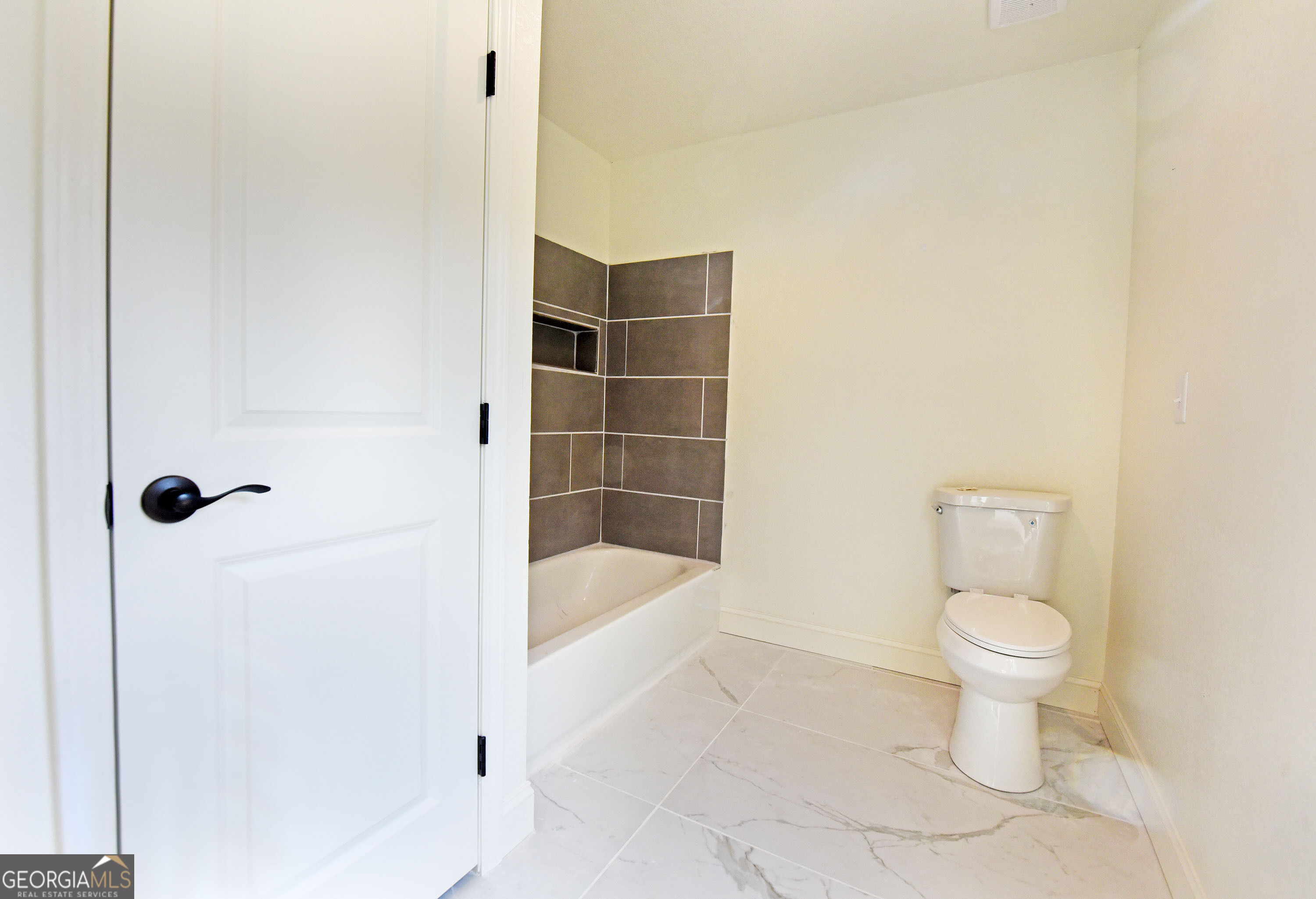 9200 Murphy Highway Property Photo 25