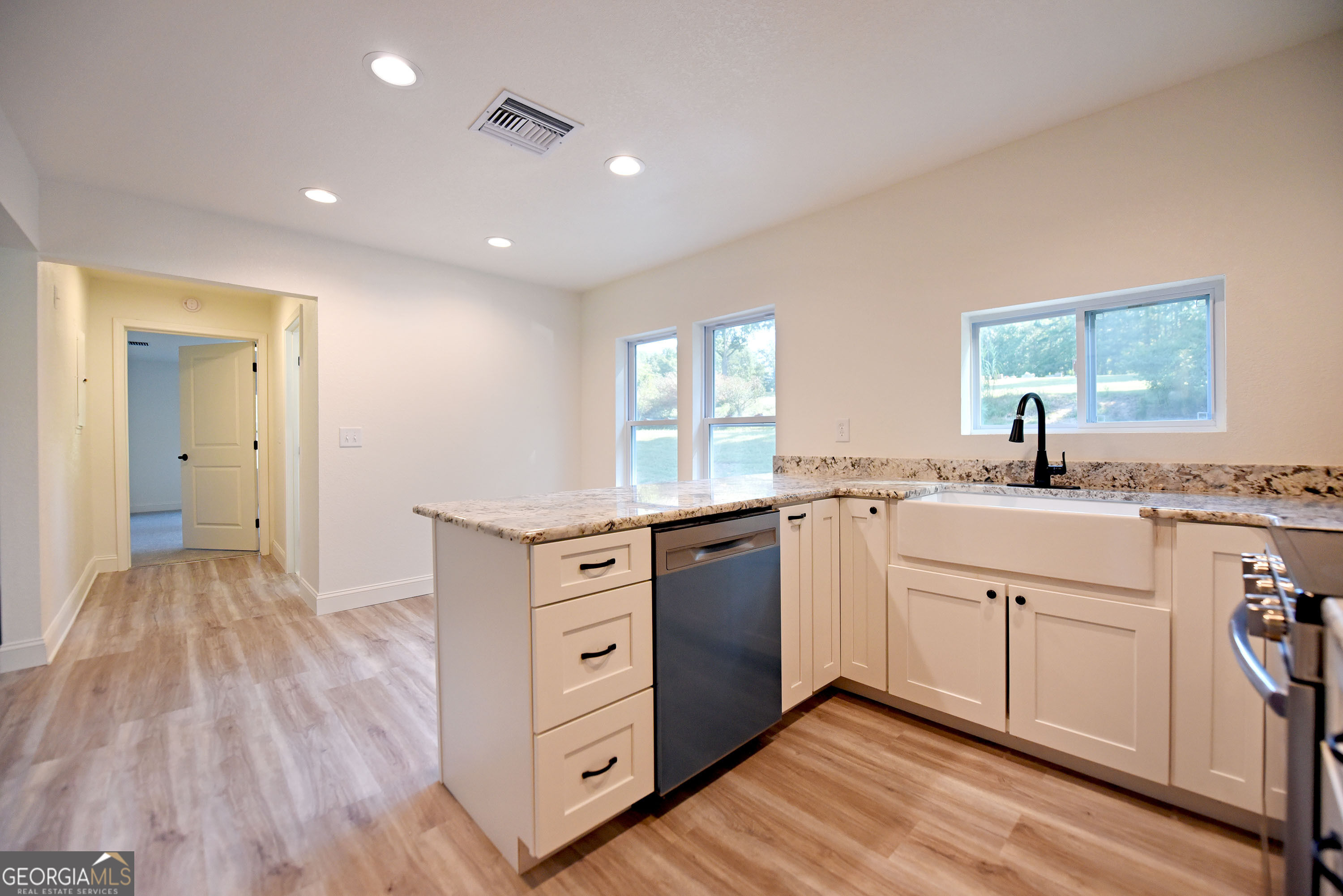 9200 Murphy Highway Property Photo 33