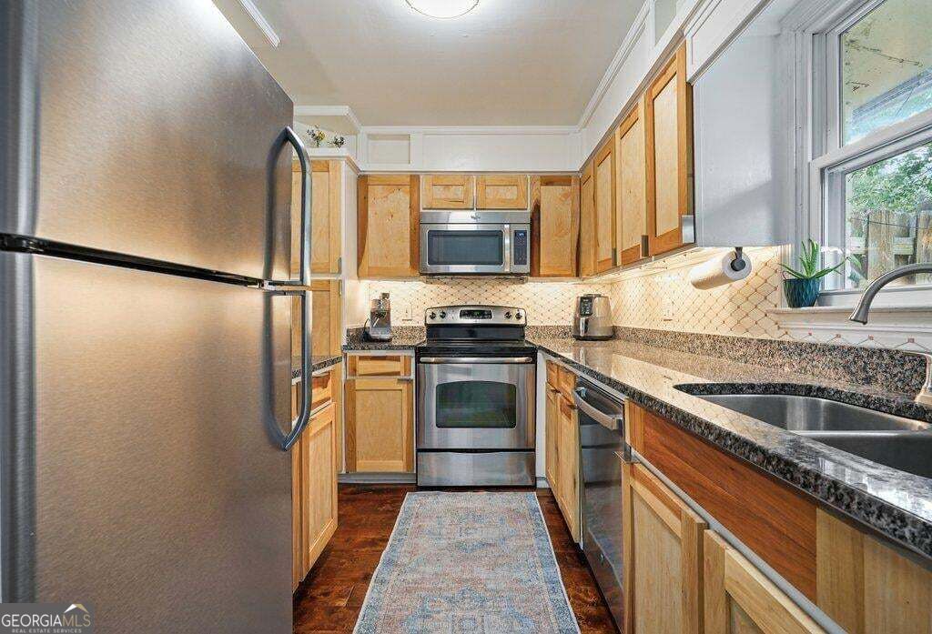 136 Peachtree Memorial Drive Nw Property Photo 13