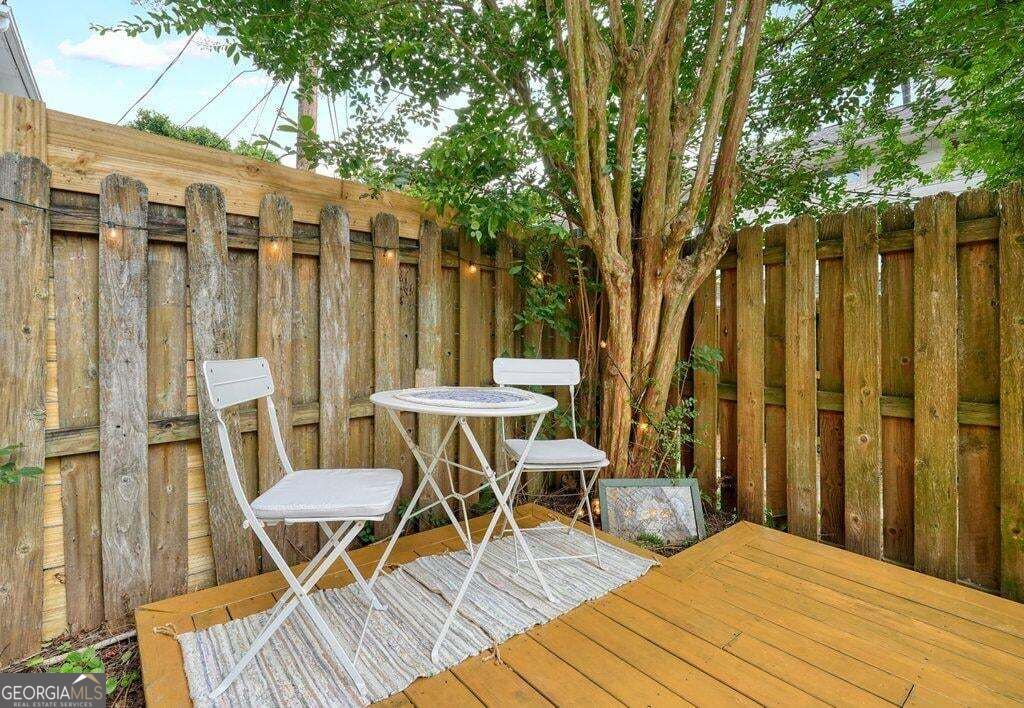 136 Peachtree Memorial Drive Nw Property Photo 30