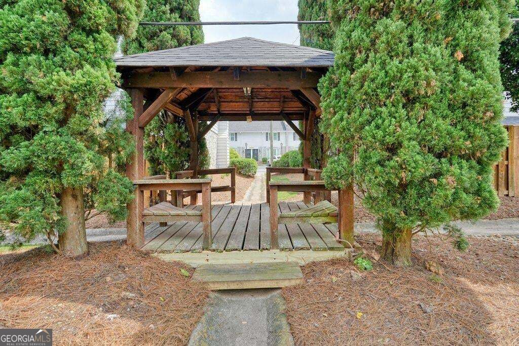 136 Peachtree Memorial Drive Nw Property Photo 37