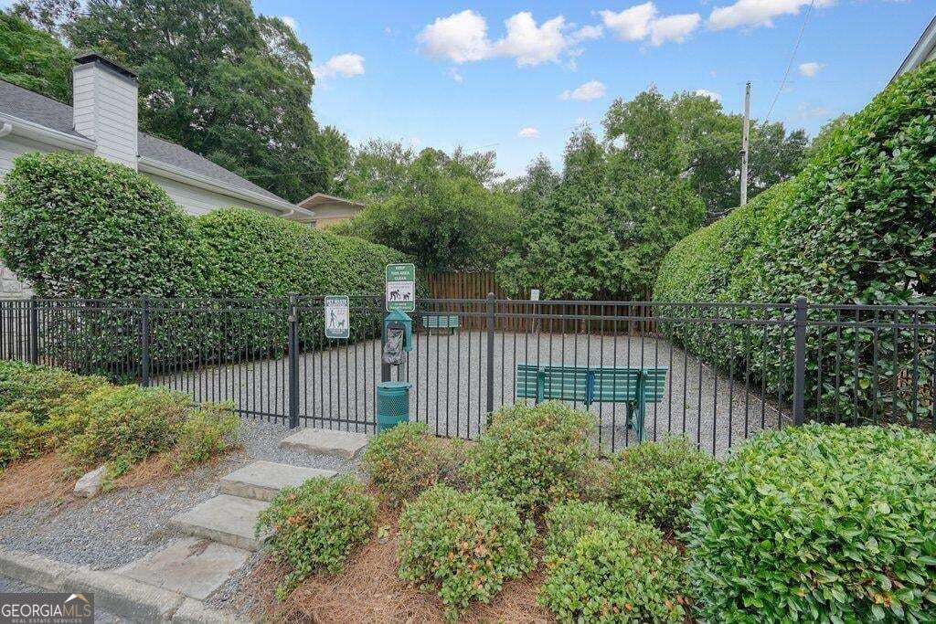 136 Peachtree Memorial Drive Nw Property Photo 41