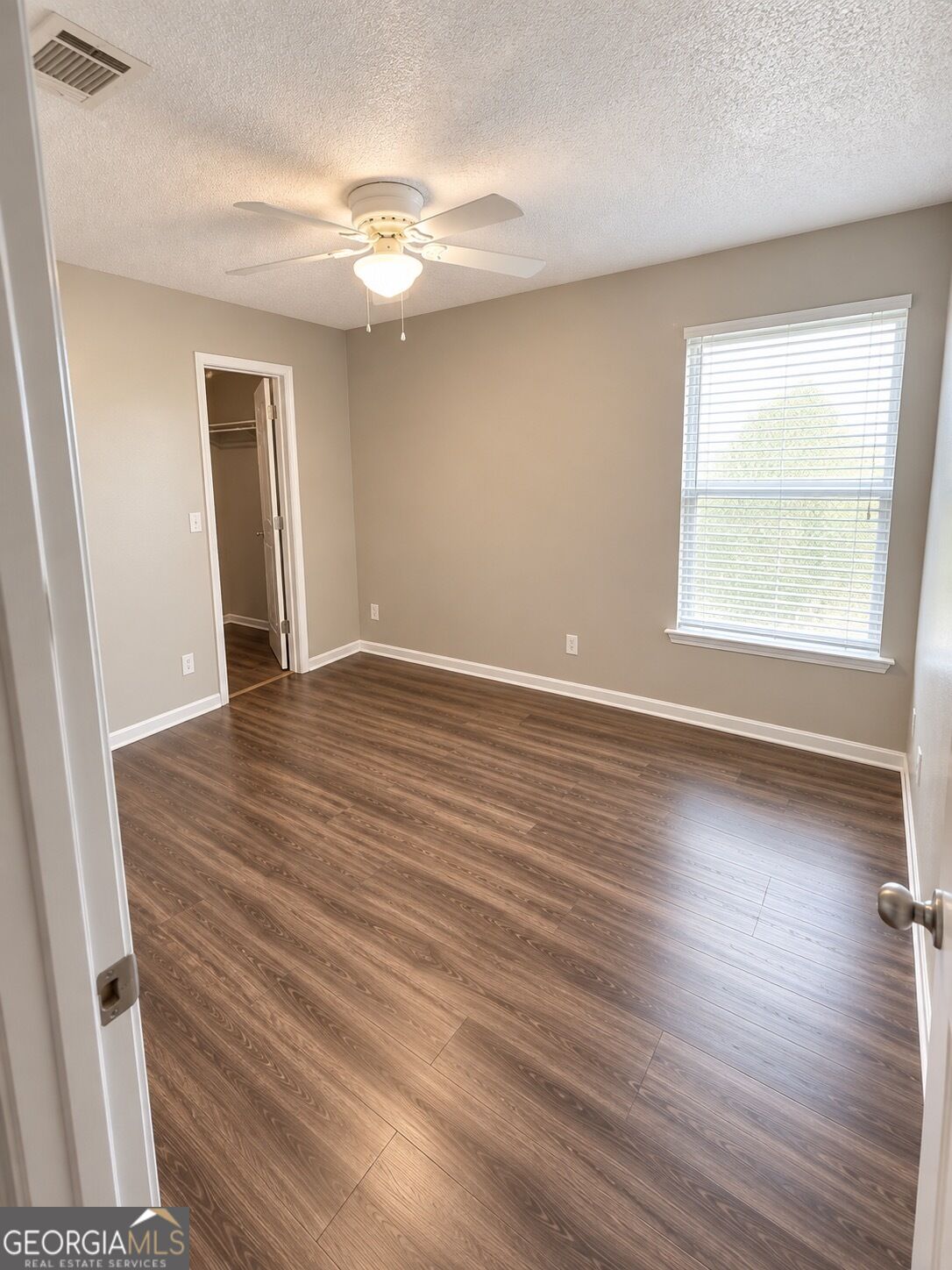 307 Hidden Creek Circle Property Photo 7