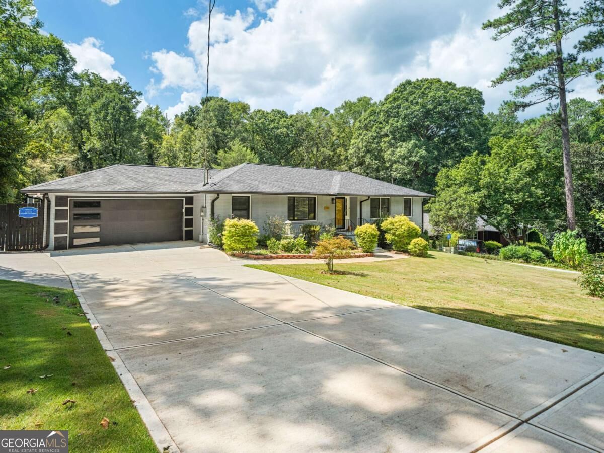 1593 Mill Acres Drive Sw Property Photo 1