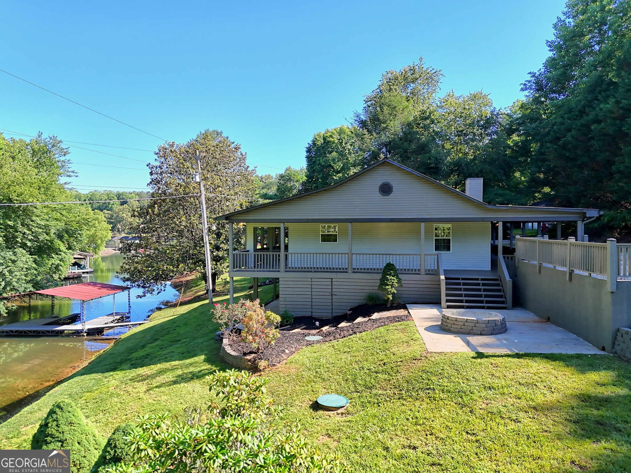 1105 Henson Drive Property Photo 1