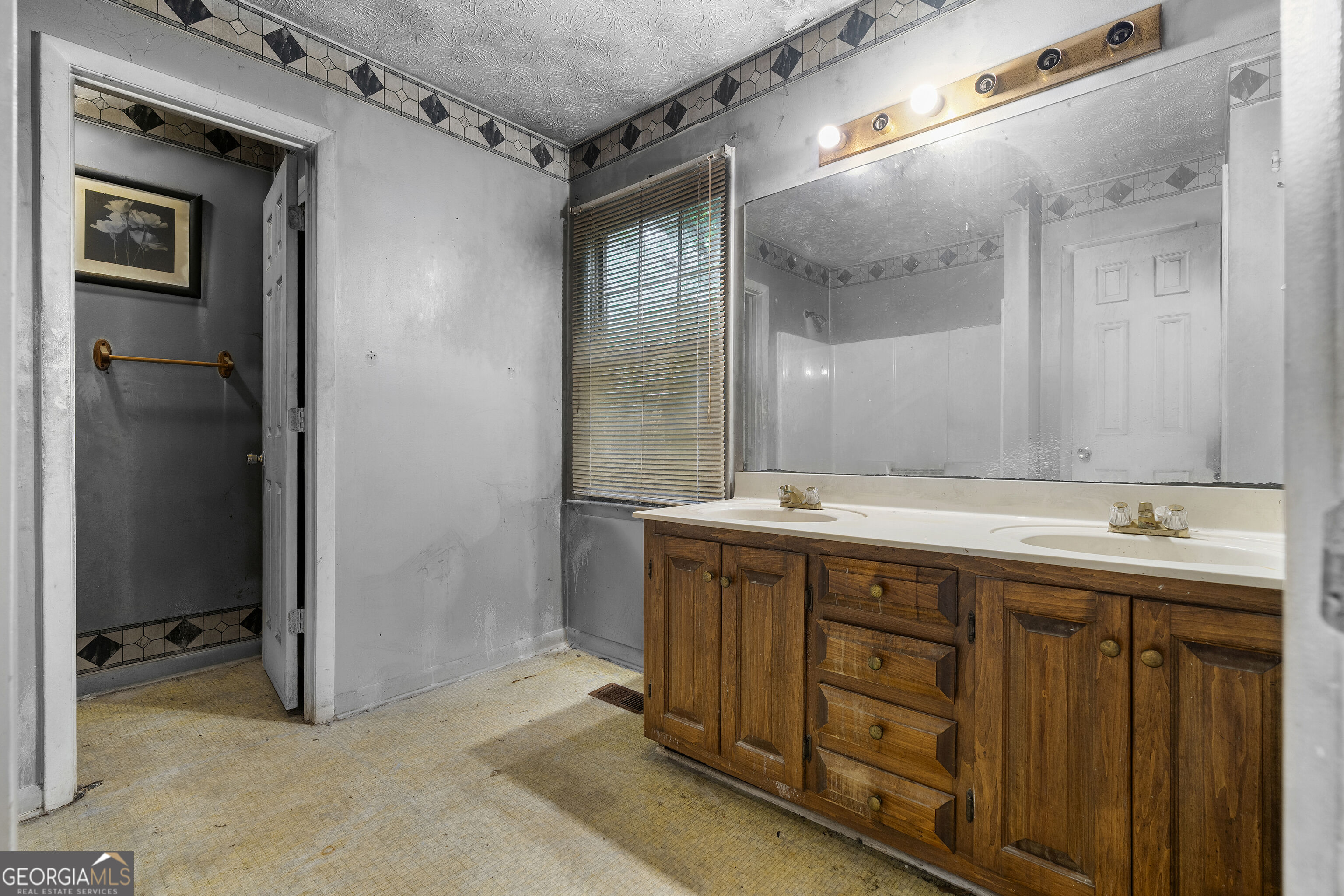 111 Candy Circle Property Photo 13