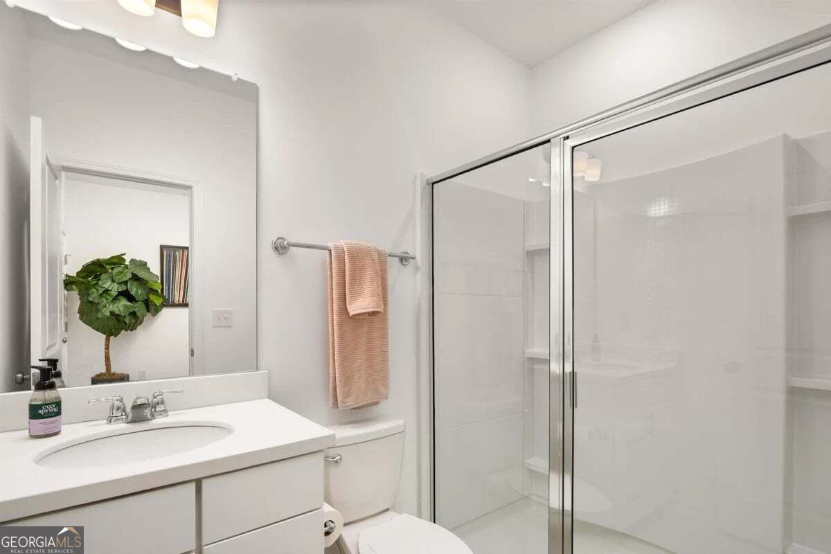 1792 Oberlin Drive Property Photo 13