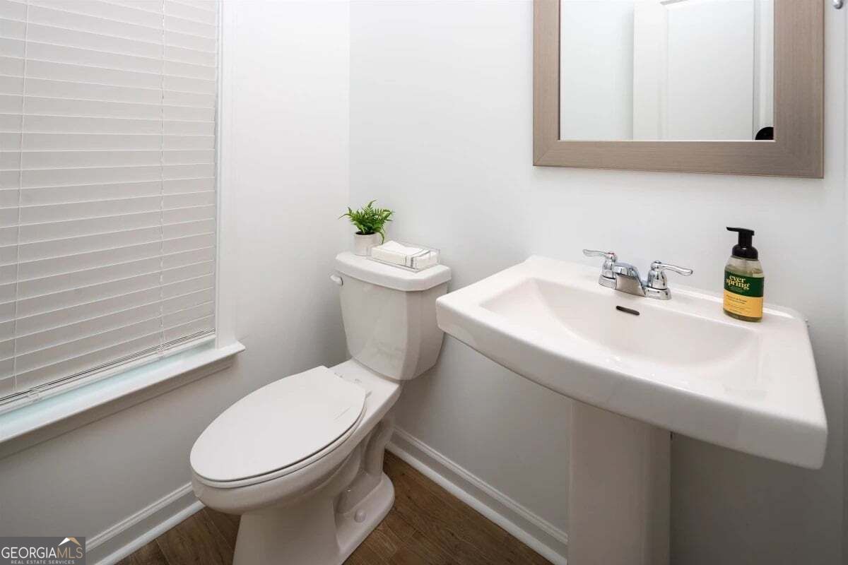 1792 Oberlin Drive Property Photo 15