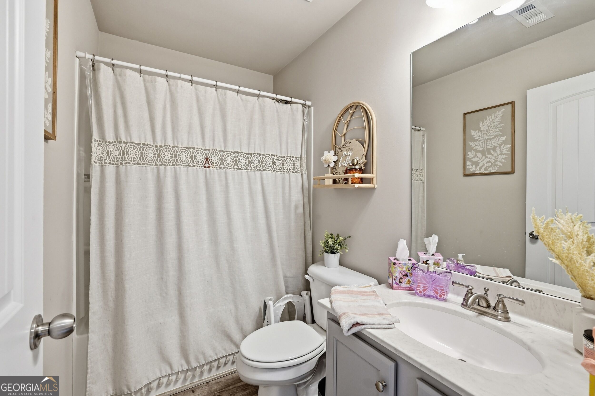617 Huntington Lane Property Photo 42
