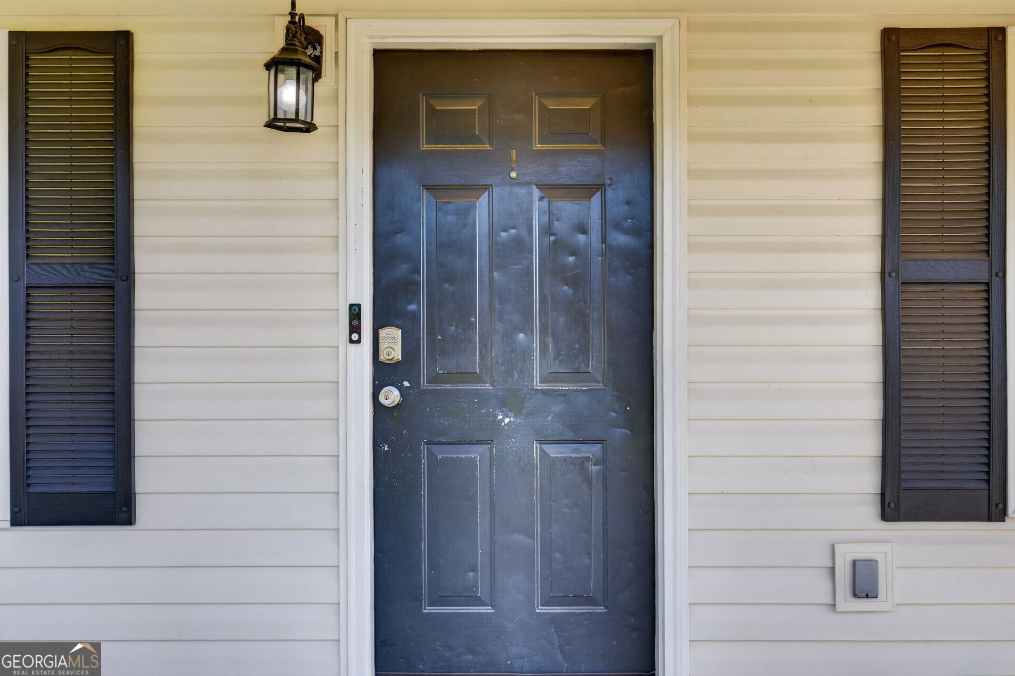 5001 Scotch Pine Avenue Property Photo 8