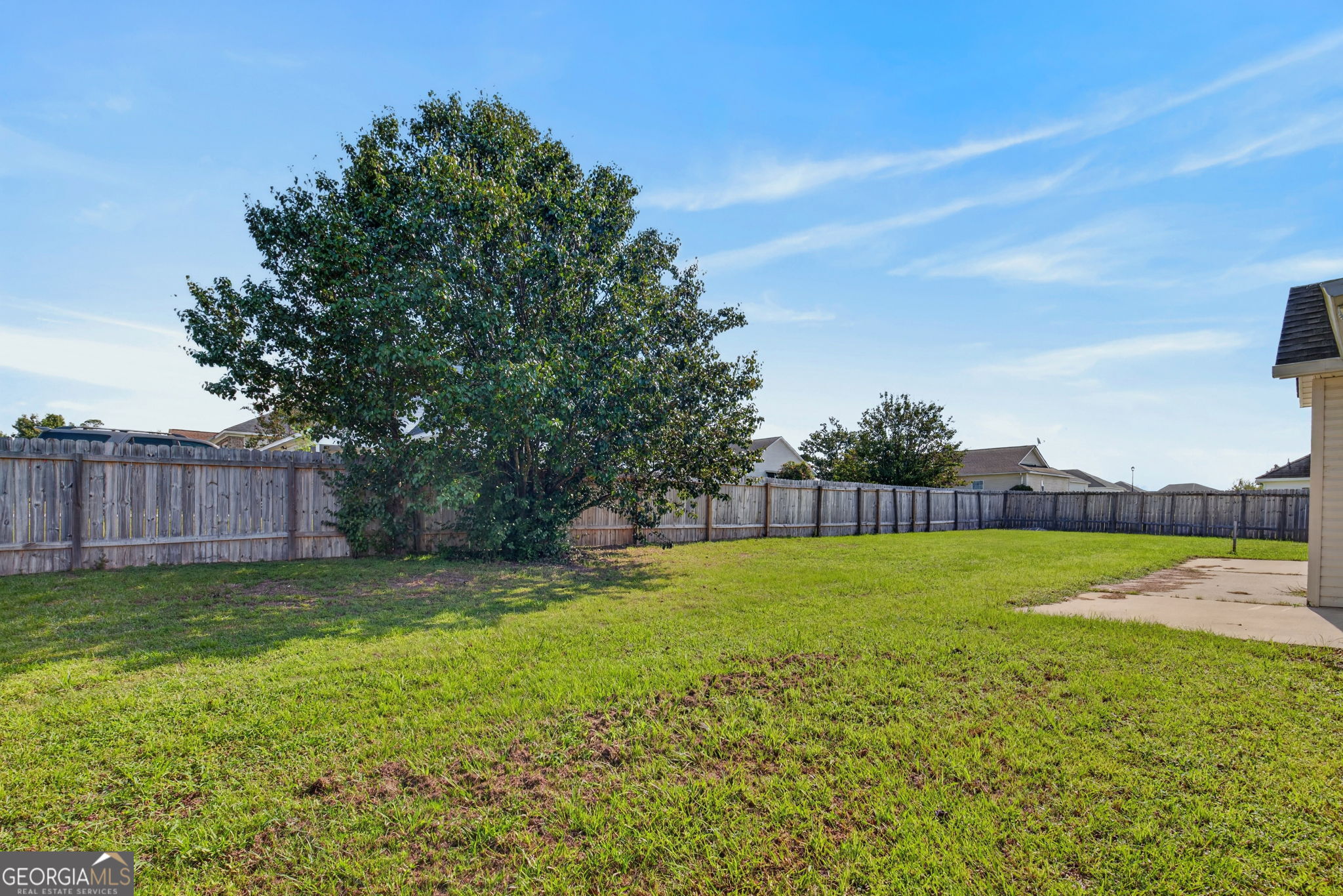 5001 Scotch Pine Avenue Property Photo 10