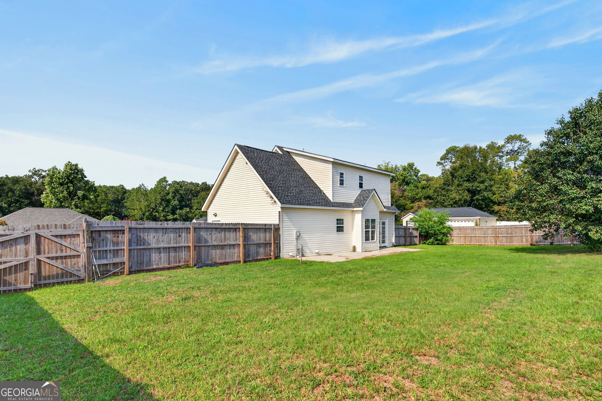 5001 Scotch Pine Avenue Property Photo 14