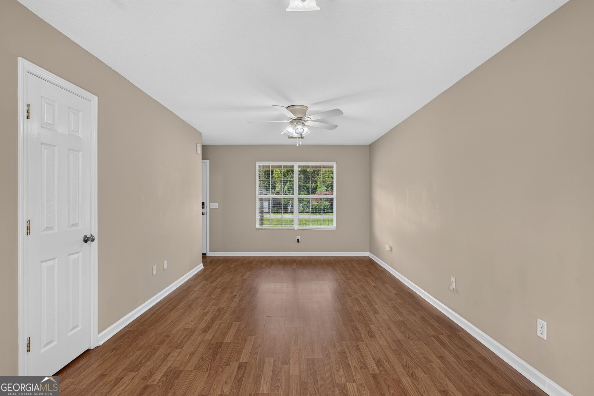 5001 Scotch Pine Avenue Property Photo 20
