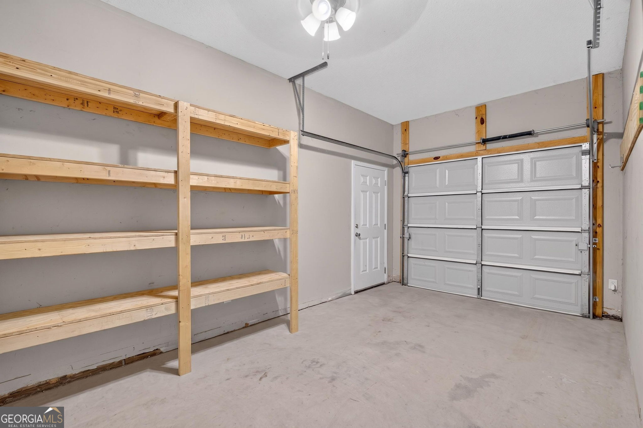 5001 Scotch Pine Avenue Property Photo 27