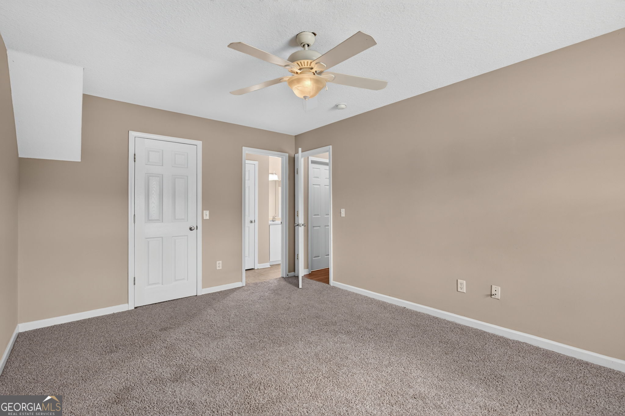 5001 Scotch Pine Avenue Property Photo 40