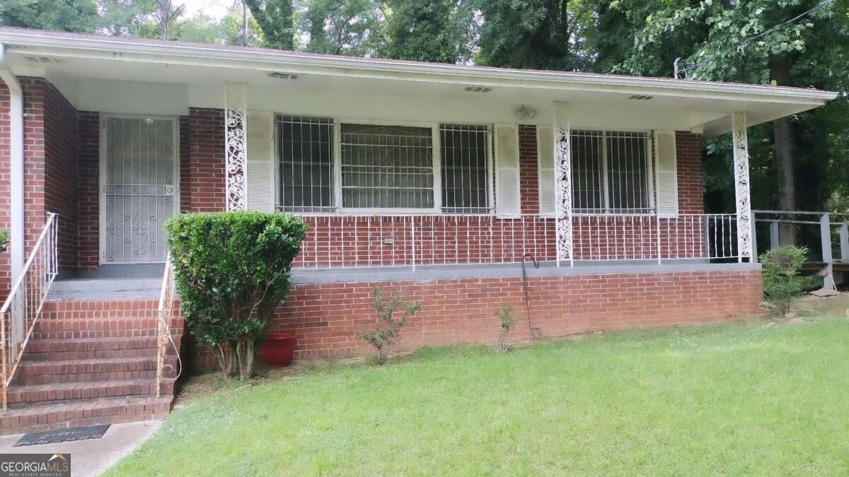 2641 Hedgewood Lane Nw Property Photo 7