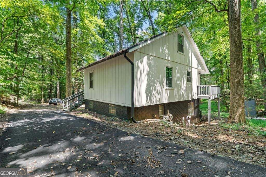 1860 Buford Dam Road Property Photo 5