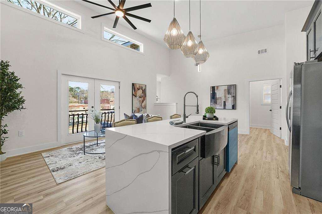 2847 Forrest Hills Drive Sw Property Photo 10
