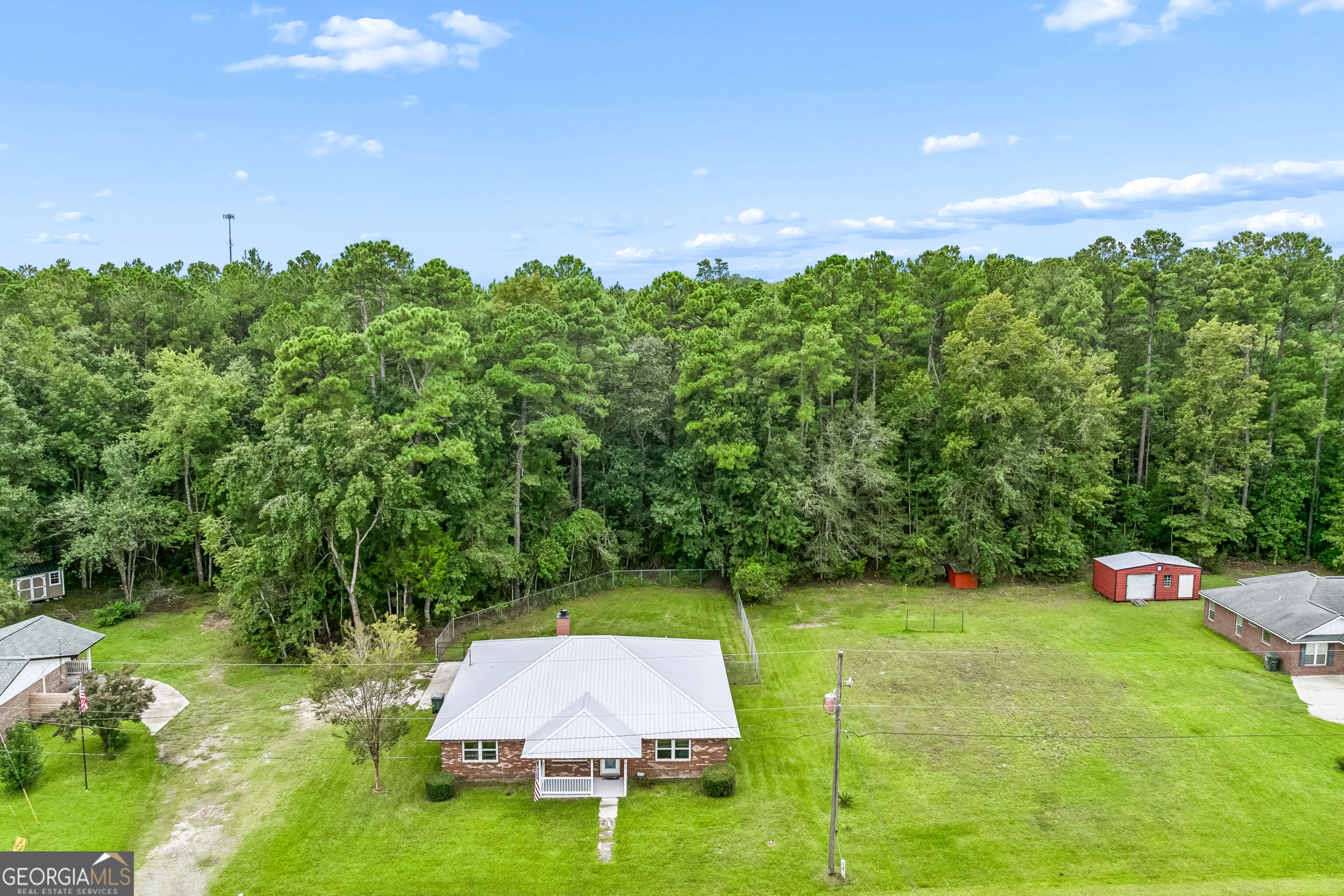 103 W Magnolia Avenue Property Photo 2