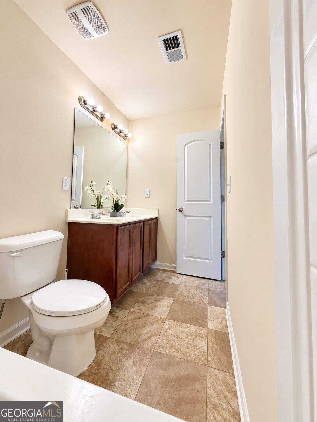 1141 Villa Clara Way Property Photo 8