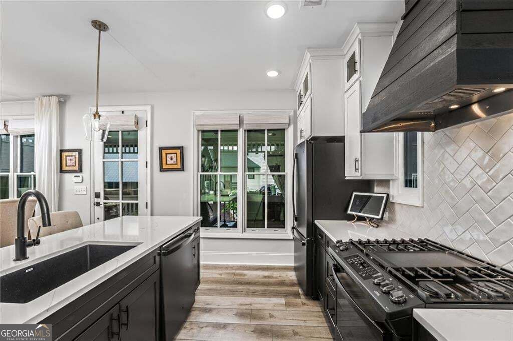 1904 Galt Commons Nw Property Photo 25