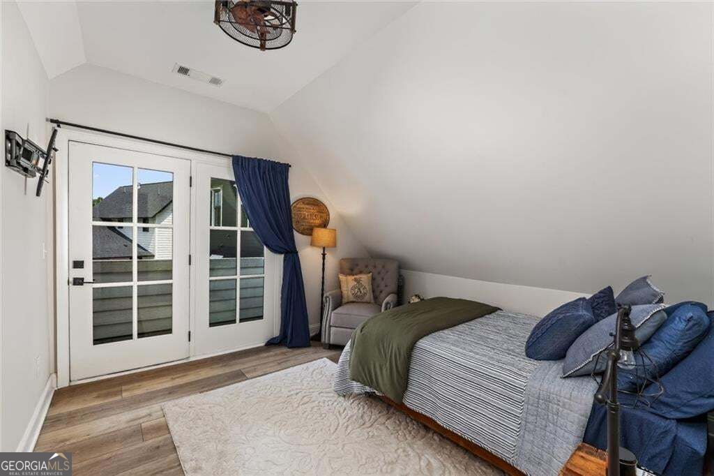 1904 Galt Commons Nw Property Photo 32