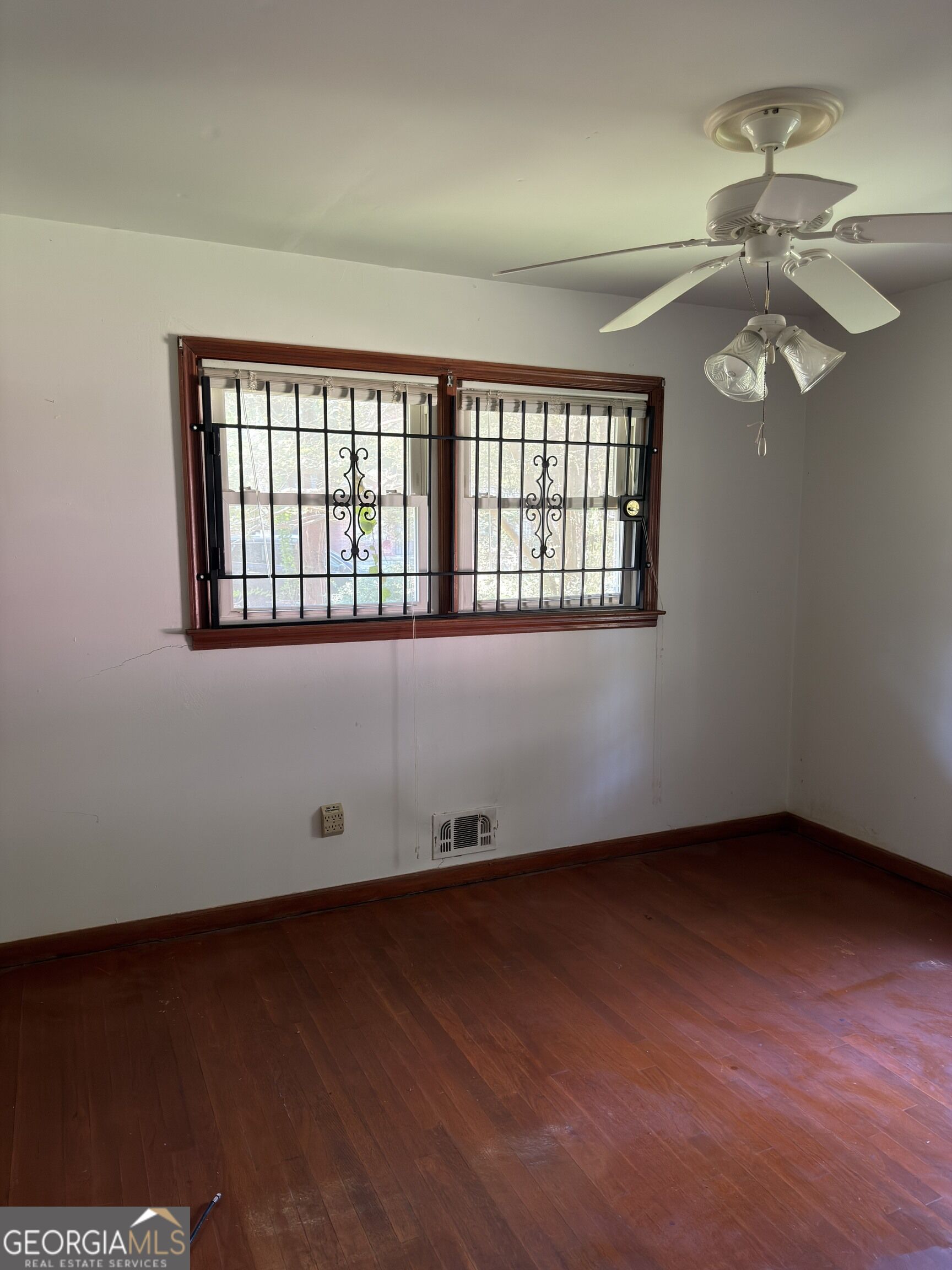 1108 Indale Place Sw Property Photo 9