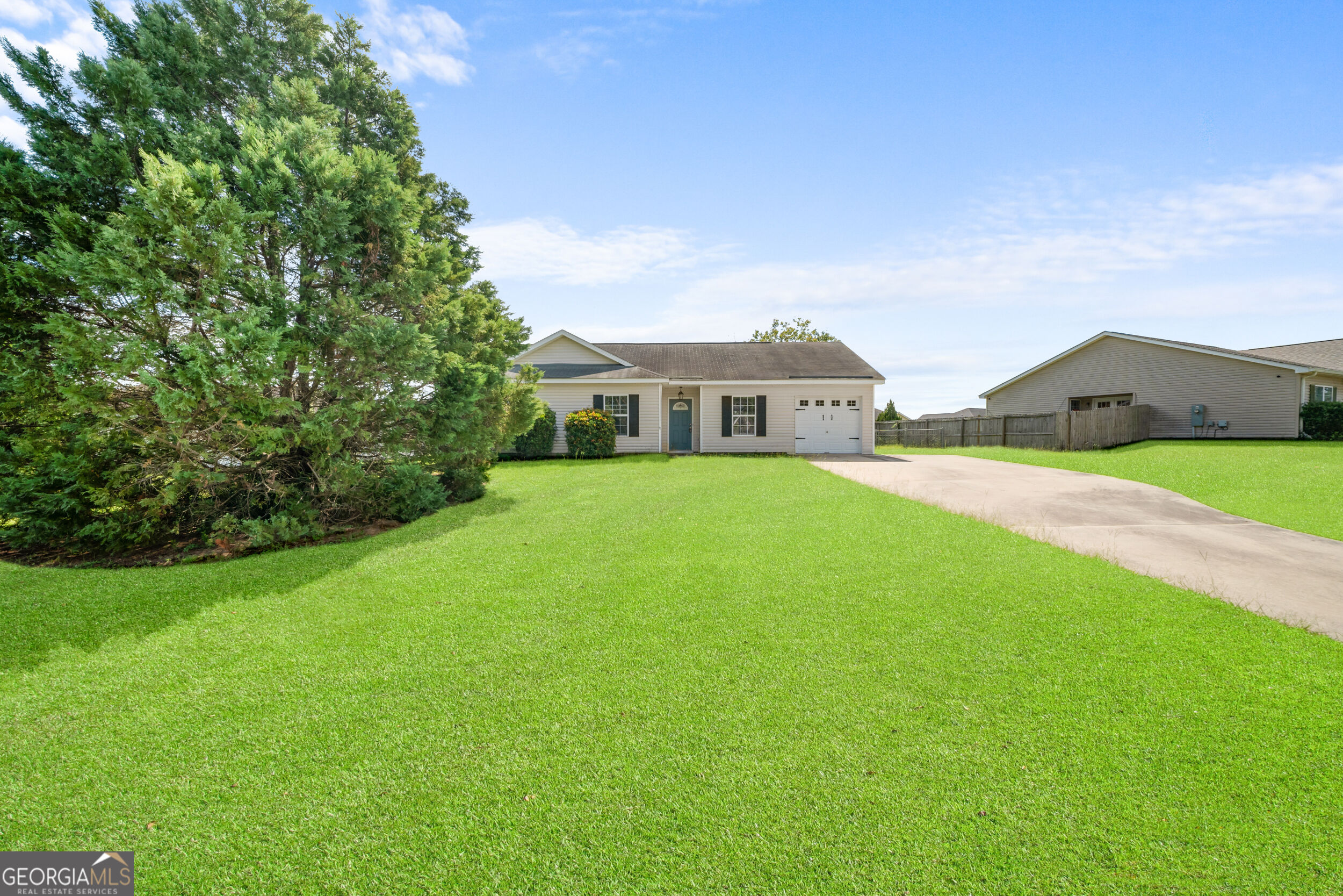 9020 Whispering Pines Boulevard Property Photo 1