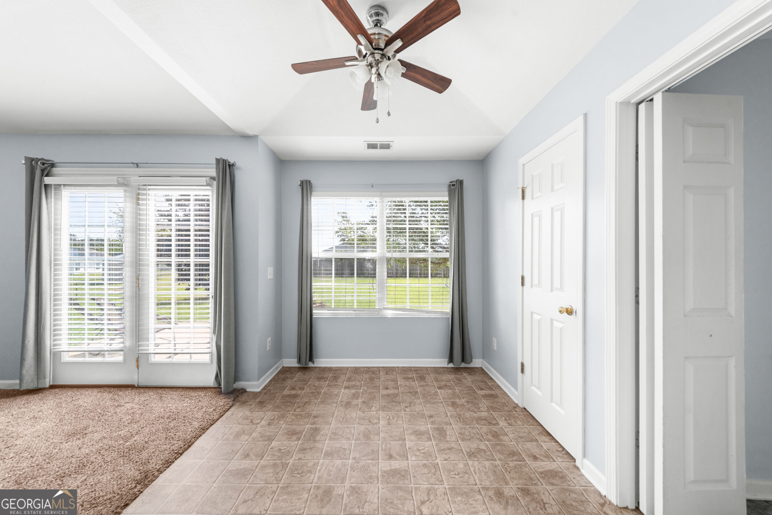 9020 Whispering Pines Boulevard Property Photo 8