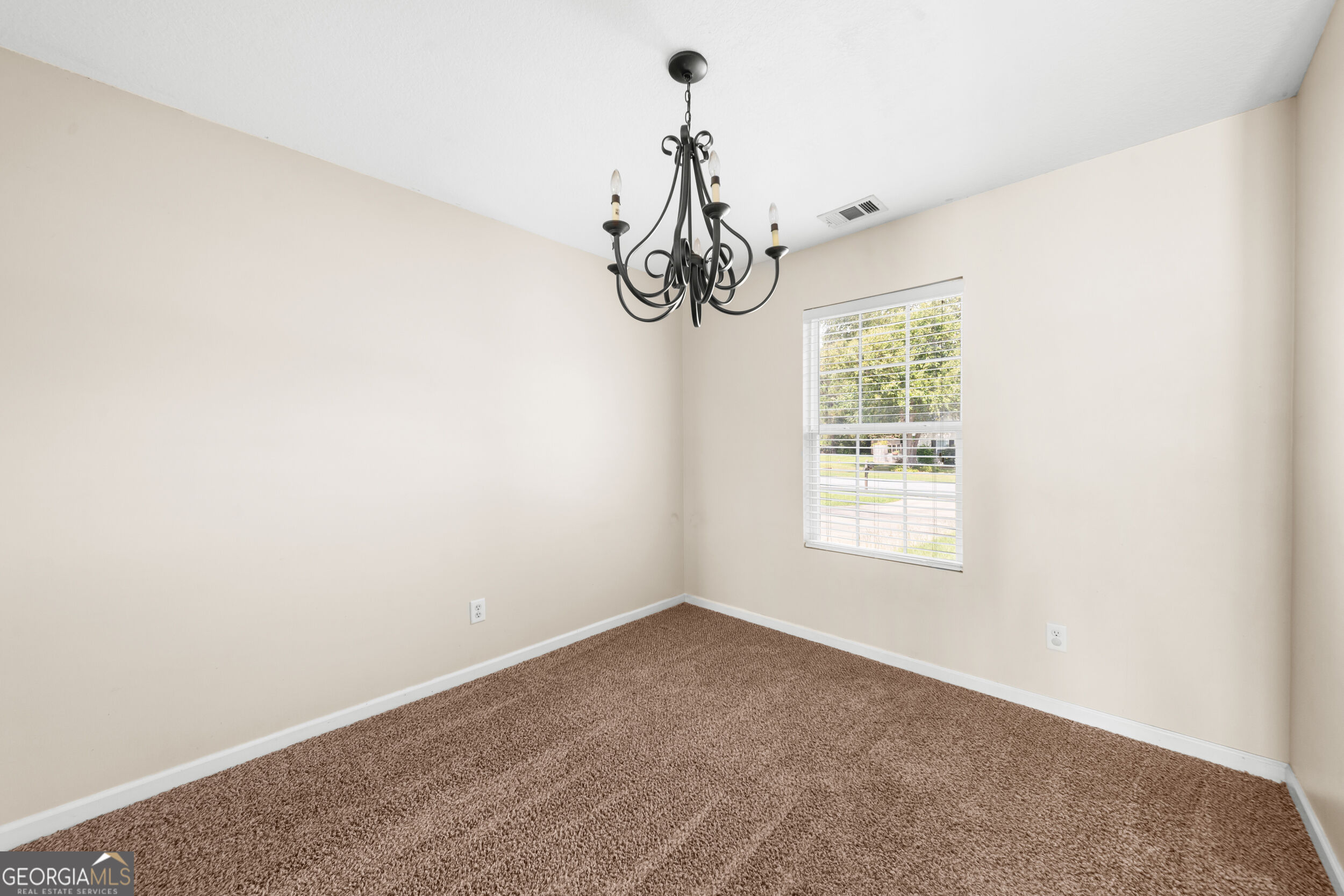9020 Whispering Pines Boulevard Property Photo 11
