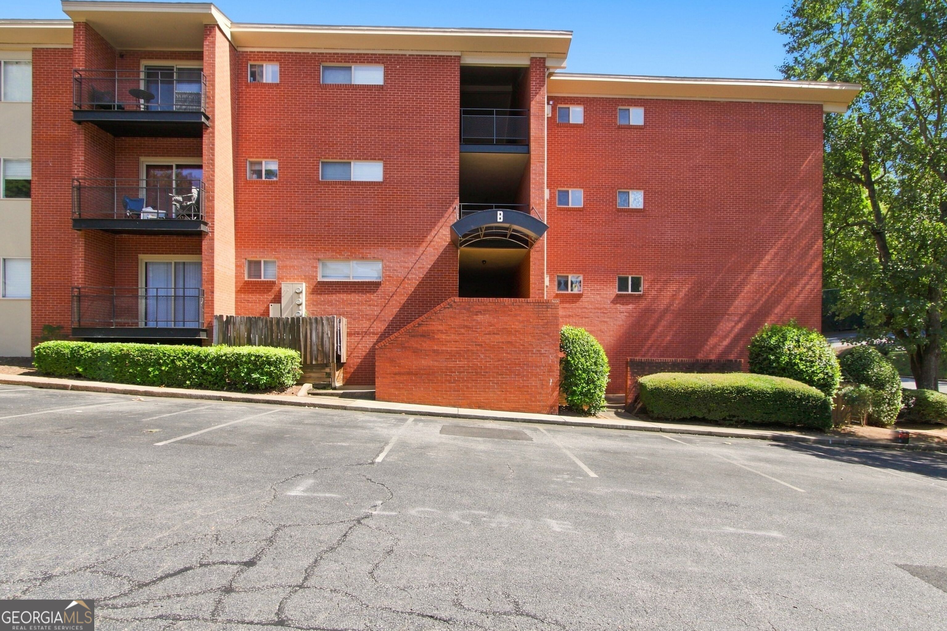 250 Little Street # B102 Property Photo 1