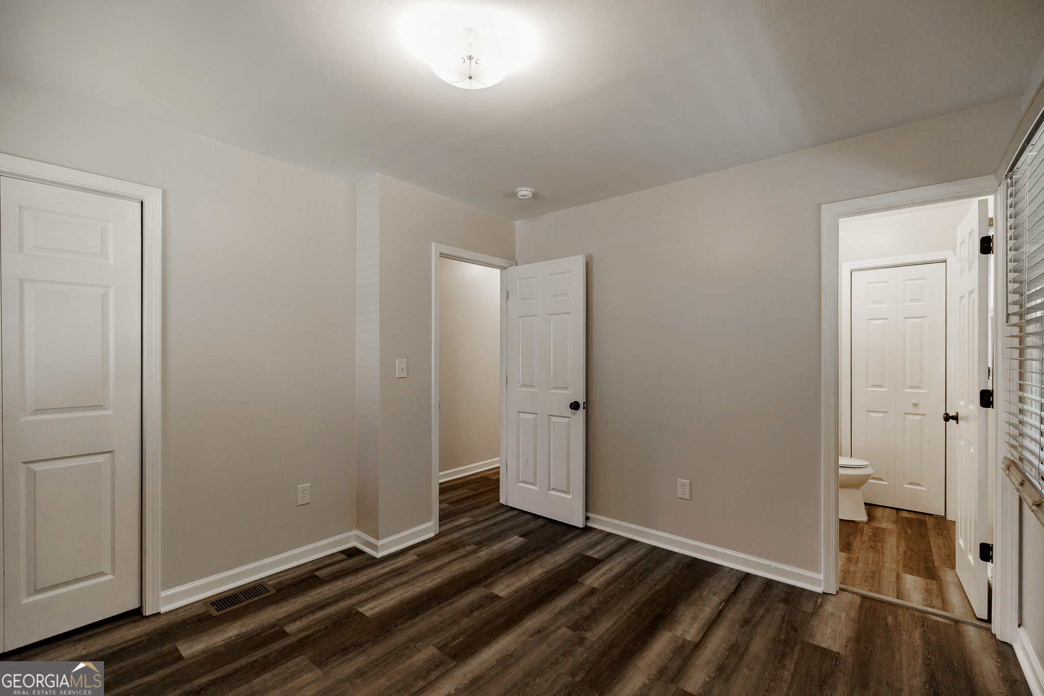 348 Alberta Drive Property Photo 14