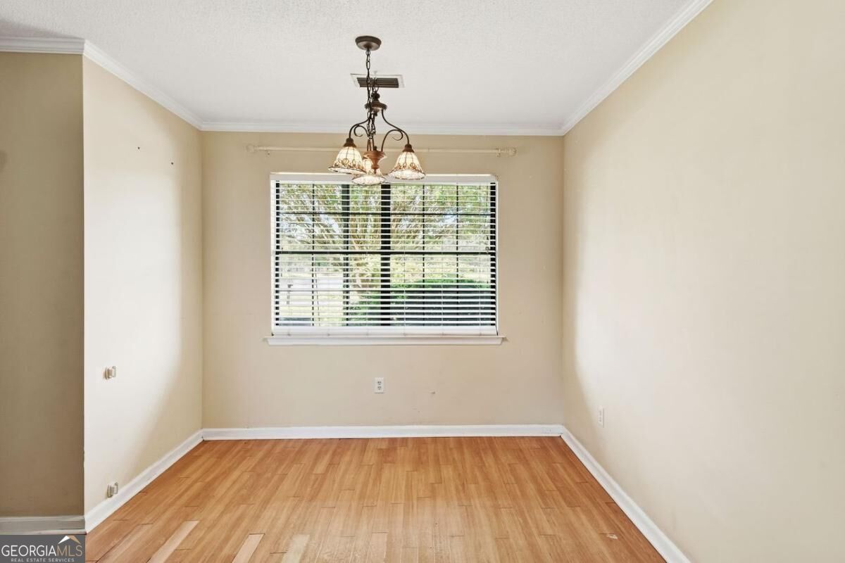 149 Lake View Circle Property Photo 7