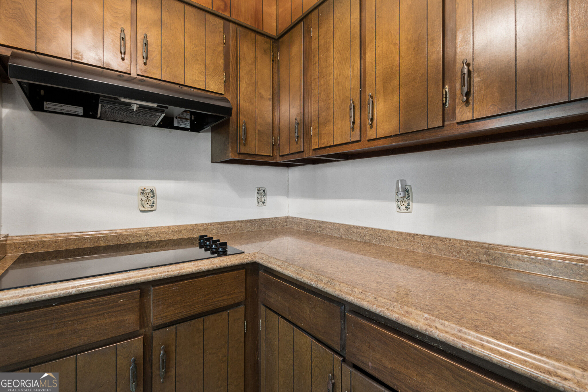 2485 Hallie Mill Road Property Photo 8