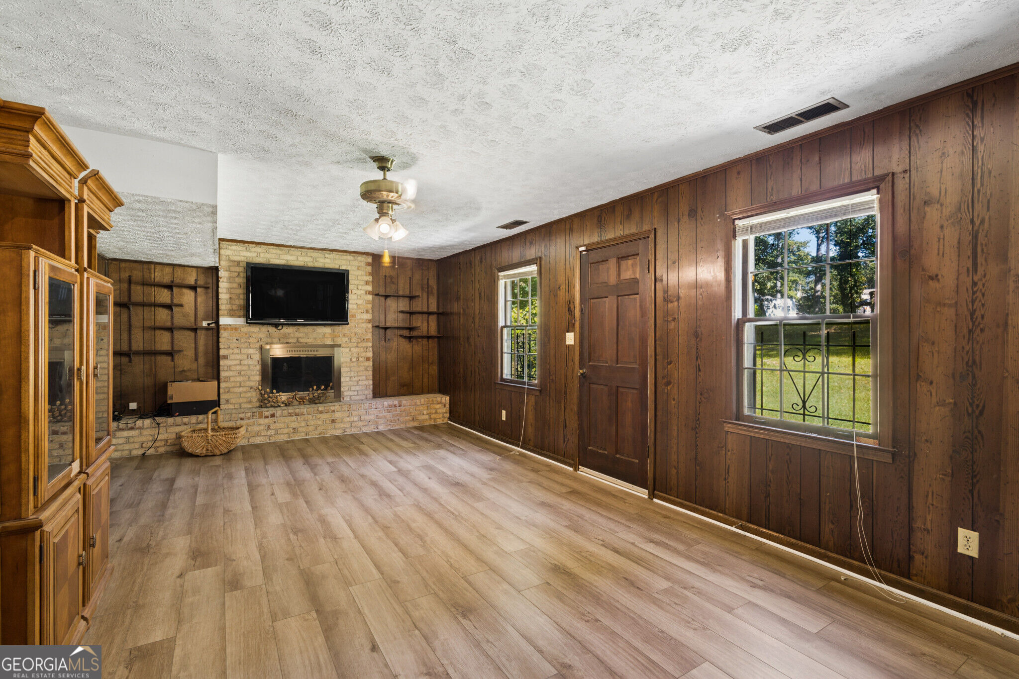 2485 Hallie Mill Road Property Photo 10